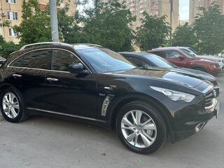 2016 Infiniti QX70, чёрный, 3200000 рублей, вид 2