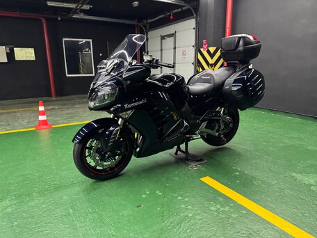 2011 Kawasaki GTR 1400 (Concours 14), чёрный, 1200000 рублей, вид 4