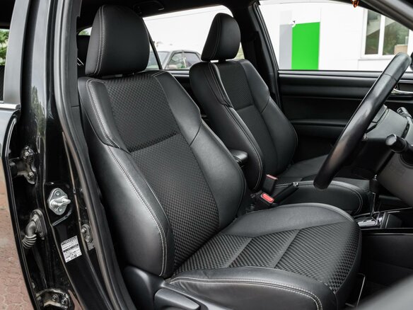 2016 Toyota Corolla Fielder XI (E160, E170, E180) Рестайлинг 1, чёрный, 1319000 рублей - вид 9