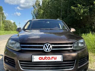 2012 Volkswagen Touareg II, коричневый, 1469000 рублей, вид 1