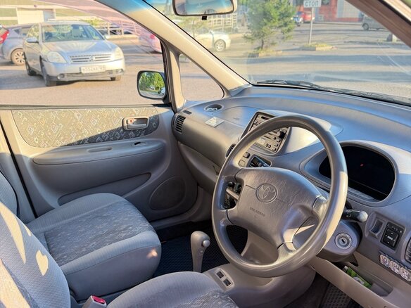 1999 Toyota Corolla Spacio I, зелёный, 350000 рублей - вид 7