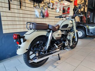 2026 Honda CB 350, бежевый, 599900 рублей, вид 3