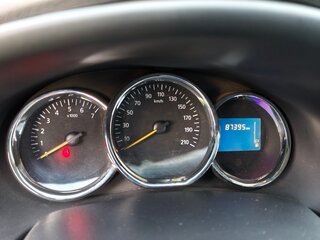 2014 Renault Logan II, белый, 620000 рублей, вид 5