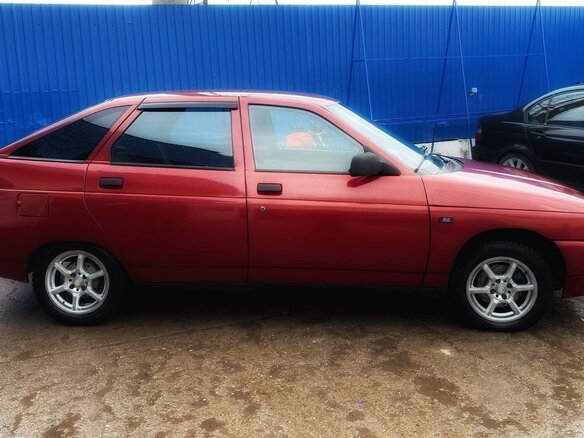 2007 Lada (ВАЗ) 2112, красный, 250000 рублей - вид 3