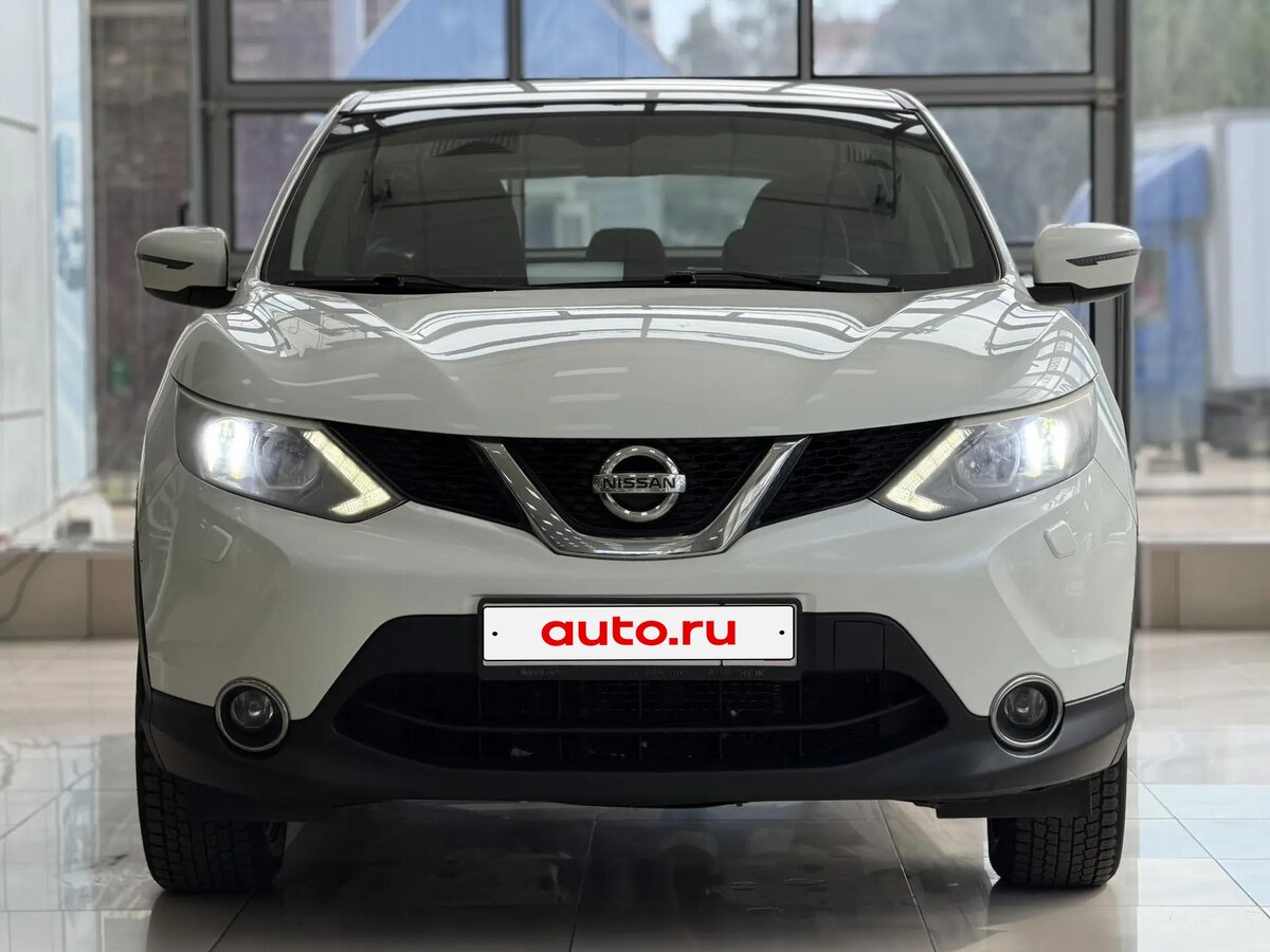 Открыть фотографии: Nissan Qashqai II