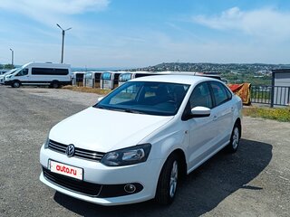 2014 Volkswagen Polo V, белый, 910000 рублей, вид 1