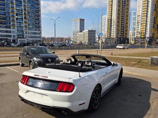 2020 Ford Mustang VI Рестайлинг, белый, 2450000 рублей, вид 5