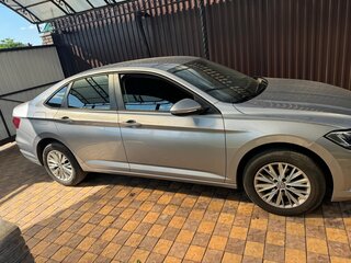 2020 Volkswagen Jetta VII, серый, 1750000 рублей, вид 2