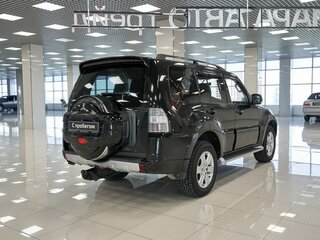 2012 Mitsubishi Pajero IV Рестайлинг 1, чёрный, 1642000 рублей, вид 2