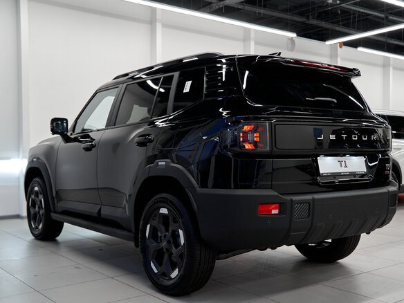 2026 Jetour T1, чёрный, 3999900 рублей - вид 5
