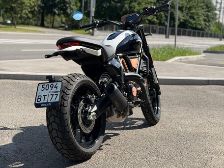2025 Ducati Scrambler 800, белый, 1388000 рублей, вид 3