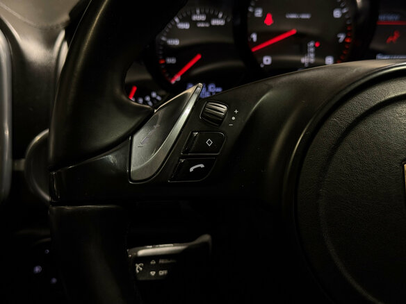 2011 Porsche Cayenne S II (958), чёрный, 2080000 рублей - вид 25