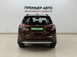 2017 Toyota RAV4 IV (XA40) Рестайлинг, коричневый, 1990000 рублей, вид 5
