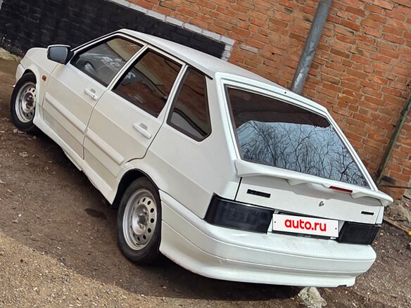 2009 Lada (ВАЗ) 2114, белый, 150000 рублей