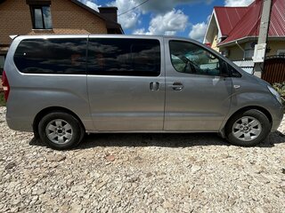 2011 Hyundai Grand Starex I, серый, 1300000 рублей, вид 4