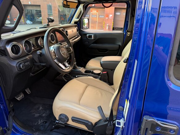 2018 Jeep Wrangler IV (JL), синий - вид 17