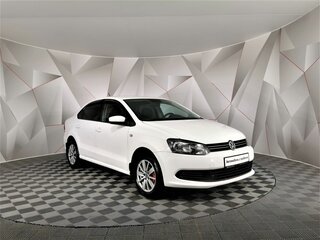 2013 Volkswagen Polo V, белый, 465150 рублей, вид 3