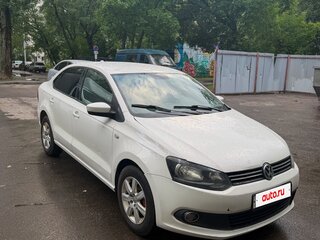 2010 Volkswagen Polo V, белый, 450000 рублей, вид 3