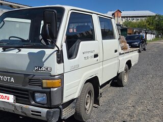 1990 Toyota HiAce H100, белый, 700000 рублей, вид 1