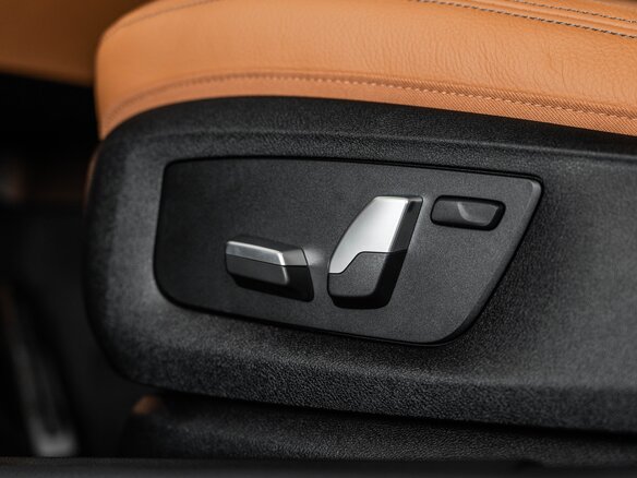 2022 BMW 6 серии 630d xDrive IV (G32) Рестайлинг, серебристый - вид 19
