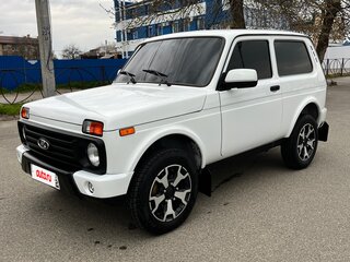 2018 Lada (ВАЗ) 2121 (4x4) Urban I Рестайлинг, белый, 730000 рублей, вид 1
