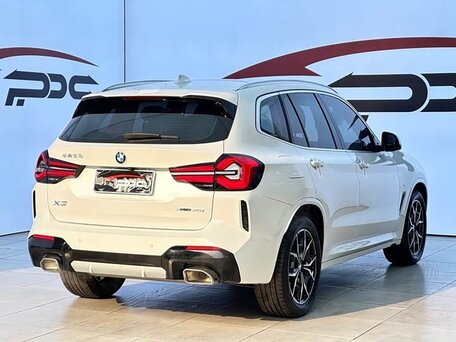 2024 BMW X3 25i xDrive III (G01) Рестайлинг, белый, 4345563 рублей, вид 4