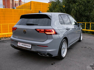 2022 Volkswagen Golf VIII, серый, 2499000 рублей, вид 4