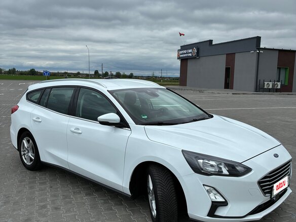 2020 Ford Focus IV, белый, 1200000 рублей - вид 4