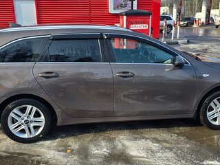 2019 Kia Ceed III, коричневый, 1599999 рублей, вид 4