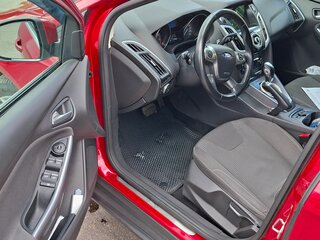 2012 Ford Focus III, красный, 800000 рублей, вид 5