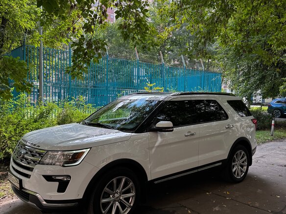 2019 Ford Explorer V Рестайлинг 2, белый - вид 1