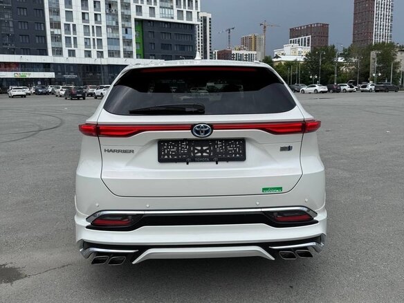 2021 Toyota Harrier IV (XU80), белый, 4999999 рублей - вид 2