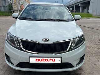 2013 Kia Rio III, белый, 690000 рублей, вид 2