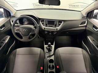2022 Hyundai Solaris II Рестайлинг, серый, 1385000 рублей, вид 4
