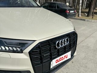 2020 Audi Q7 45 TDI II (4M) Рестайлинг, бежевый, 8810000 рублей, вид 3