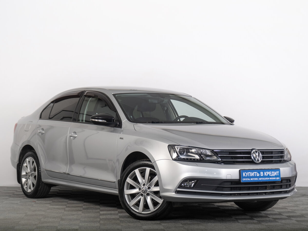 Открыть фотографии: Volkswagen Jetta VI Рестайлинг