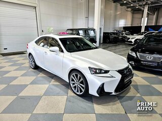 2019 Lexus IS 300 III Рестайлинг, белый, 2969000 рублей, вид 3