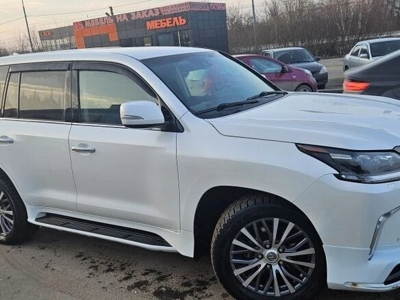 2015 Lexus LX 450d III Рестайлинг 2, белый, 5400000 рублей - вид 2