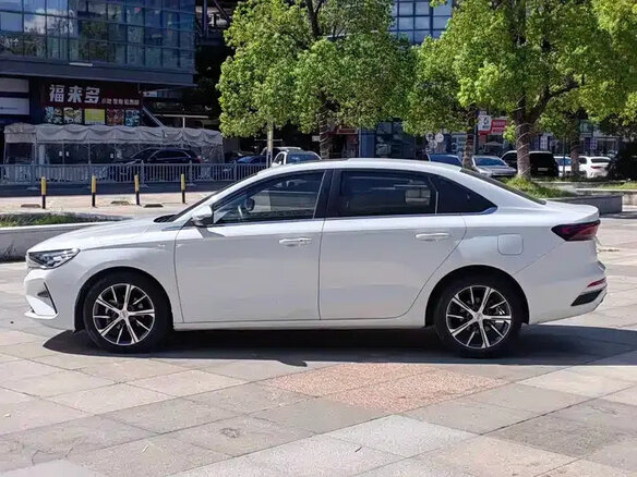 2022 Geely Emgrand II, белый, 980040 рублей - вид 6