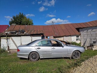 1996 Mercedes-Benz E-Класс 230 II (W210, S210), серебристый, 150000 рублей, вид 4