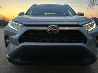 2019 Toyota RAV4 V (XA50), серый, 3900000 рублей, вид 2