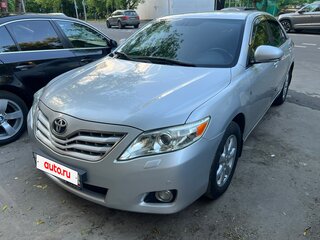 2011 Toyota Camry VI (XV40) Рестайлинг, серебристый, 1600000 рублей, вид 1