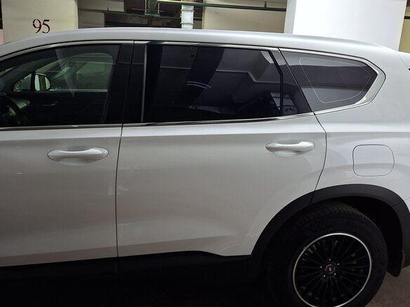 2021 Hyundai Santa Fe IV Рестайлинг, белый, 3250000 рублей - вид 15
