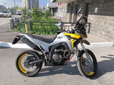 2023 Voge 300 Rally, жёлтый, 240000 рублей, вид 1