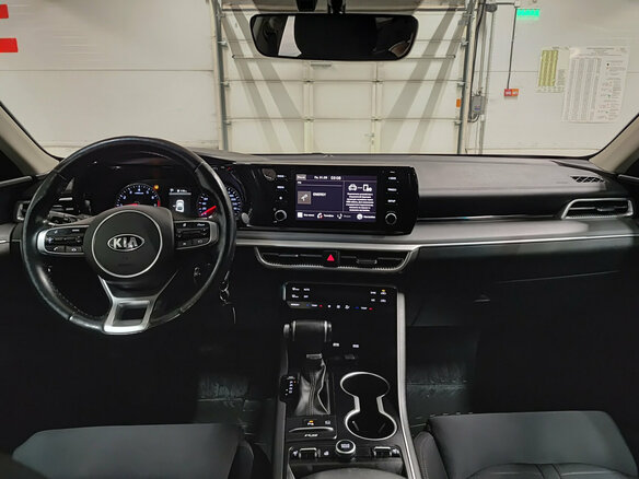 2020 Kia K5 III, серый, 2270000 рублей - вид 13