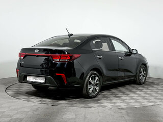 2020 Kia Rio IV, чёрный, 1248900 рублей, вид 5
