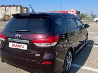 2010 Toyota Wish II, красный, 1500000 рублей, вид 3