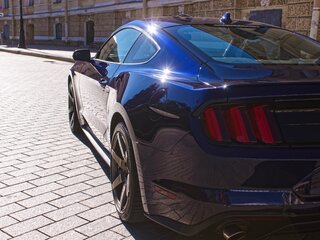 2020 Ford Mustang VI Рестайлинг, синий, 3200000 рублей, вид 4