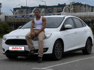 2018 Ford Focus III Рестайлинг, белый, 900000 рублей, вид 1