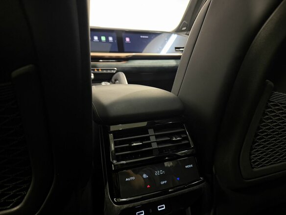 2023 Geely Monjaro I, синий, 3069800 рублей - вид 13
